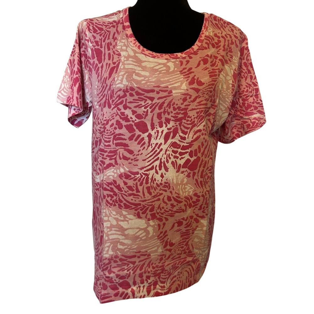 NWT Salon Studio Pink Animal Print Tee Shirt Size Medium